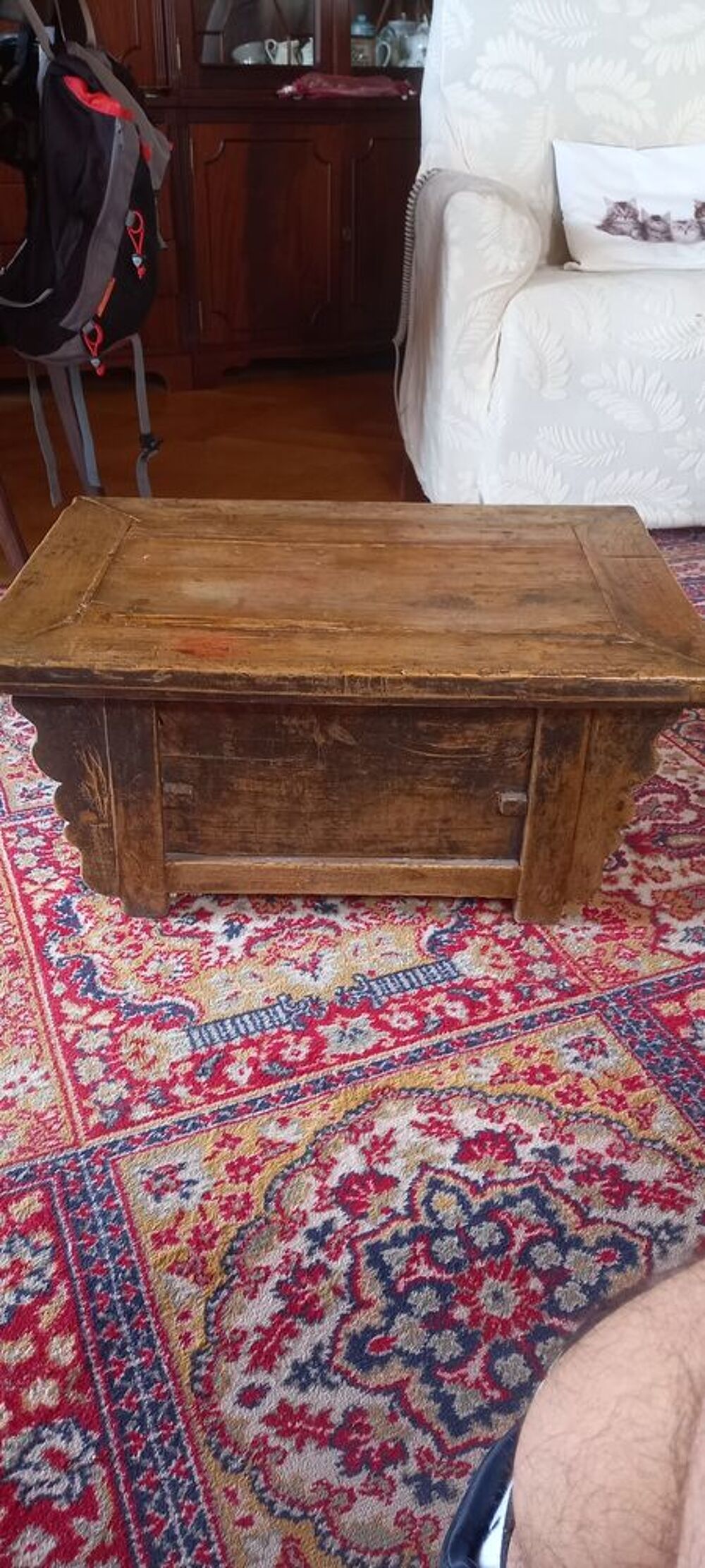 Table basse chinoise ancienne Kang en orme XIXe si&egrave;cle 
