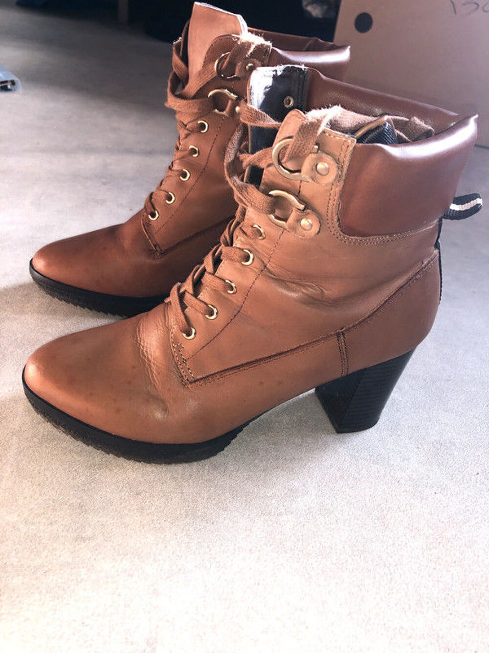 Bottines en cuir Anna Field en tbe P39 &agrave; 30 euros
Chaussures
