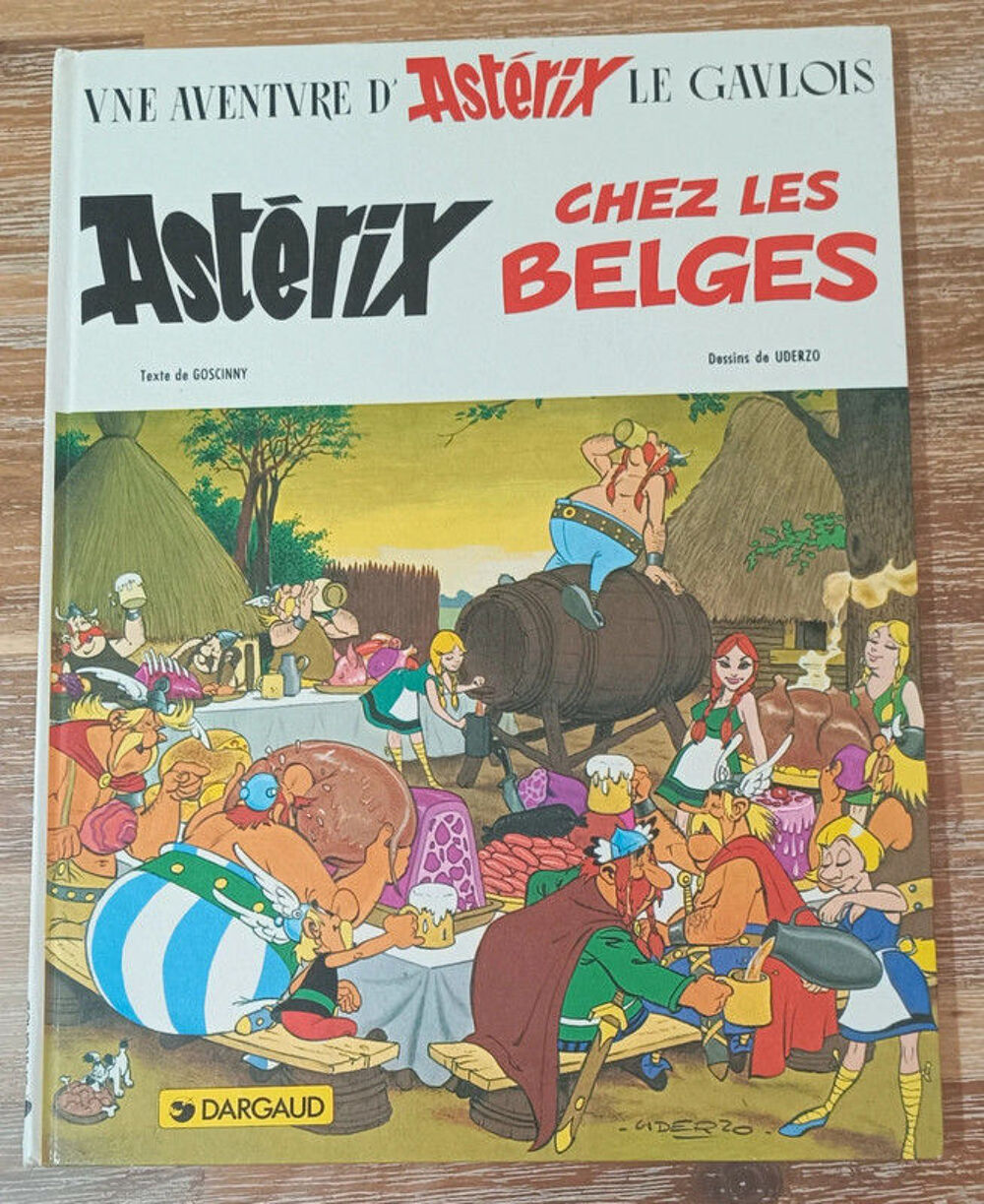 Bande dessin&eacute;e Ast&eacute;rix "Ast&eacute;rix chez les Belges" Livres et BD