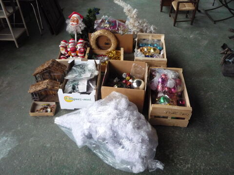 D�co No�l/guirlande/p�re No�l
1 Castres (81)