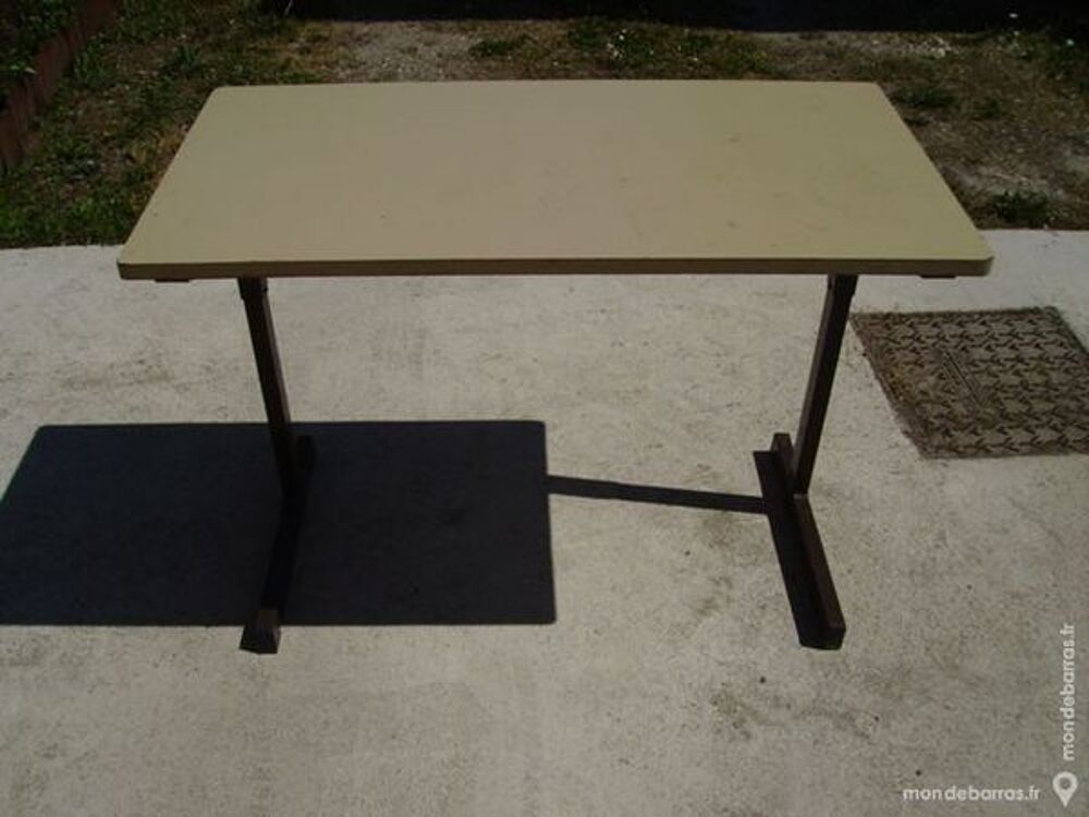 TABLE INFORMATIQUE Meubles