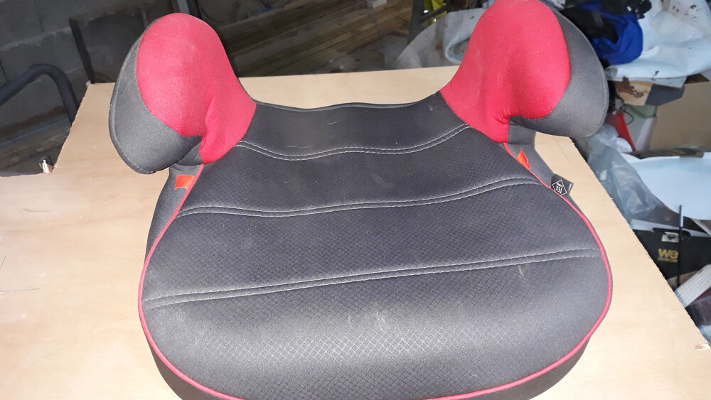SIEGE REHAUSSEUR Mobilier enfants