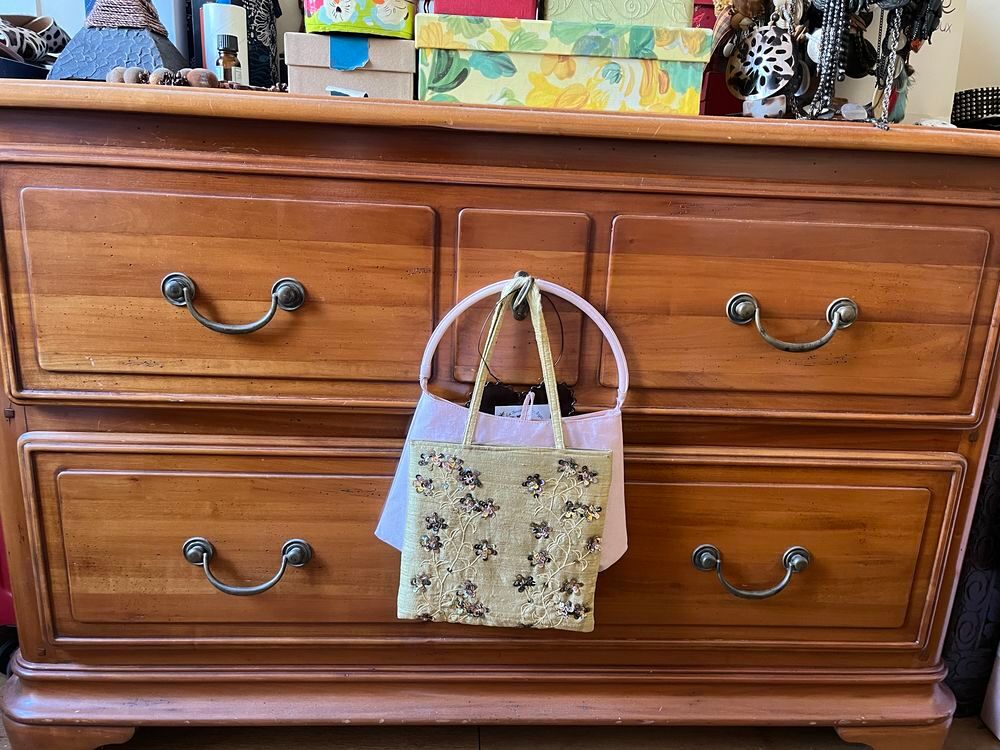 Commode Roche Bobois en merisier massif Meubles