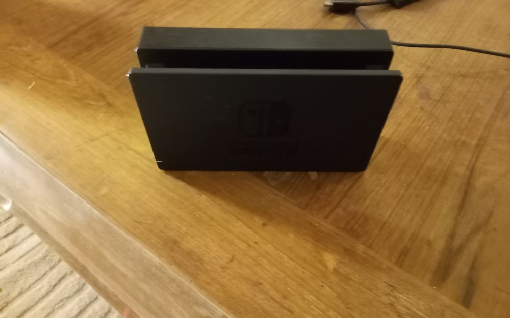 Nintendo switch bonne Etat 30€ Consoles et jeux vidéos