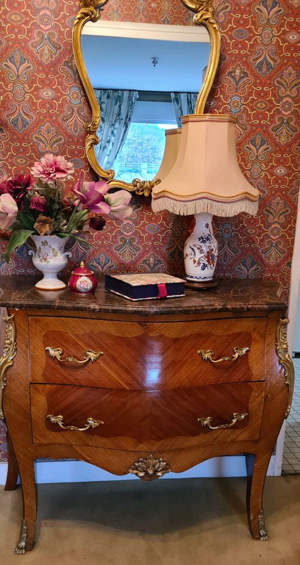 Commode de style Louis XV Meubles