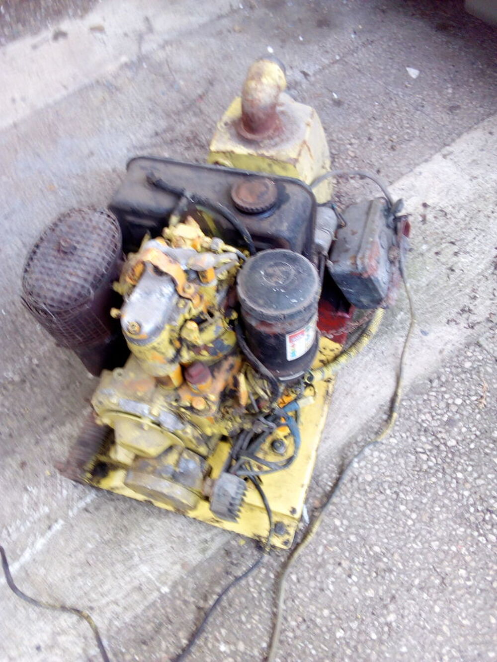 pompe a eau gros debit avec moteur diesel hatz E75 Bricolage