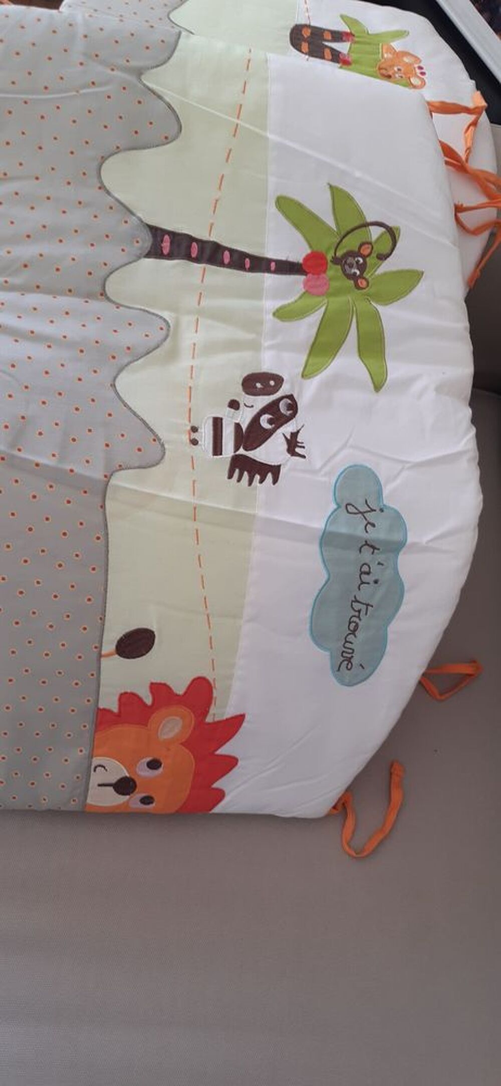 Lit en bois d&eacute;mont&eacute; Mobilier enfants