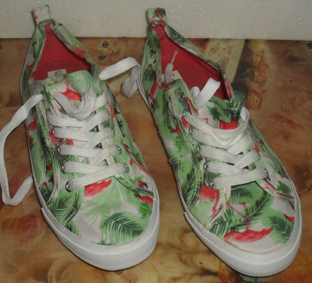 Baskets multicolores NEUVES taille 40 Chaussures