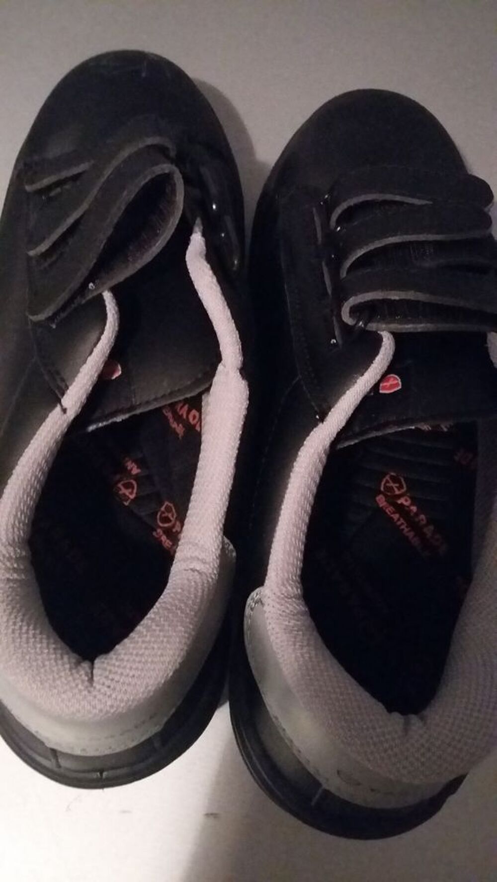 chaussure de s&eacute;curit&eacute; taille 42 noir Chaussures