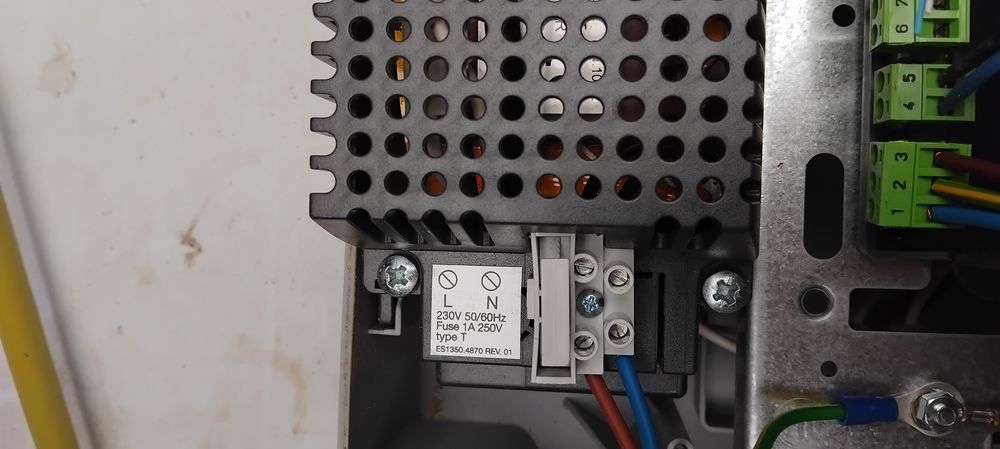 Moteur commande portail ou volet Bricolage