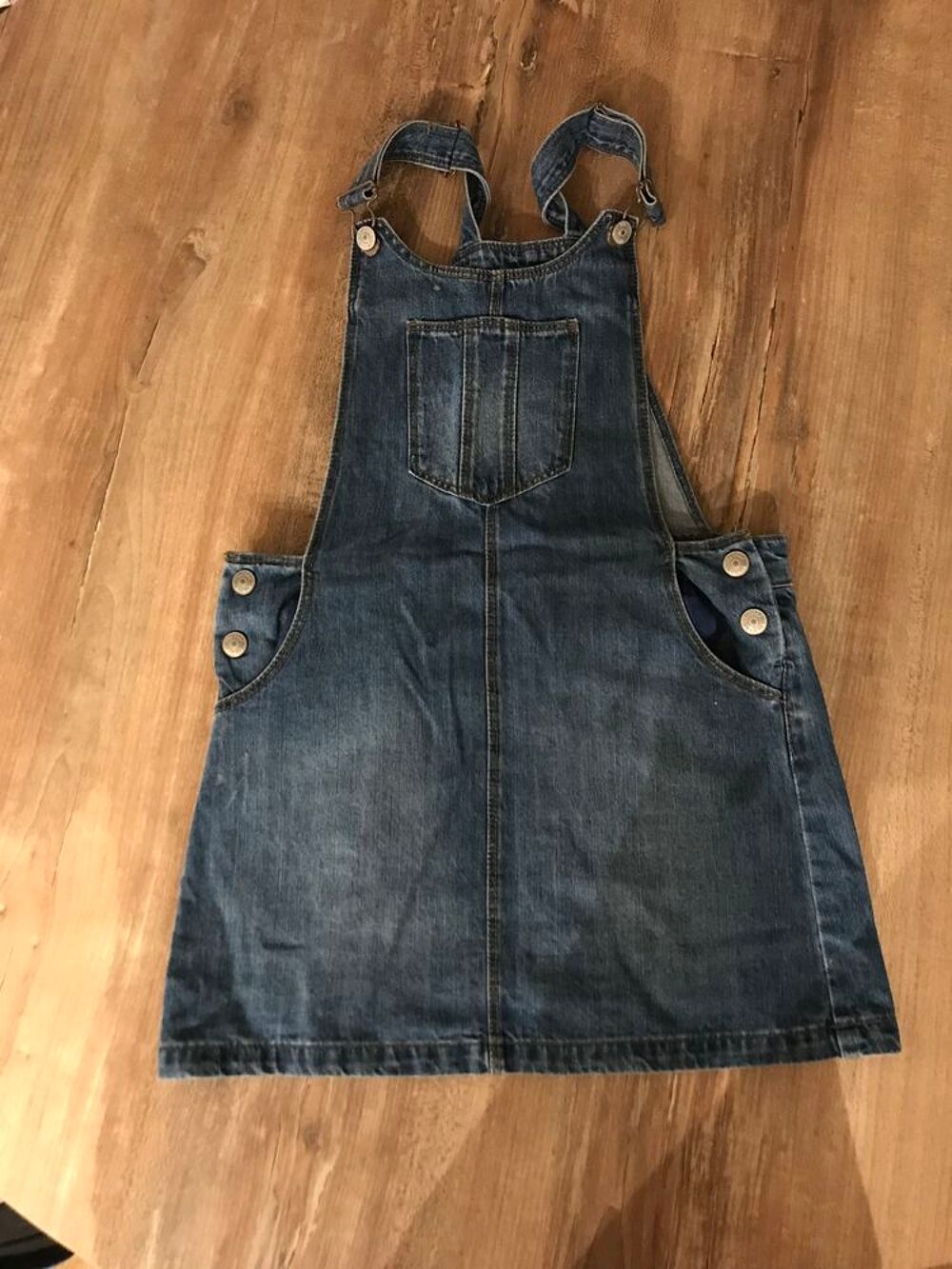 Jupe en jean avec bretelles enfant fille &acute;&acute; Kiabi &acute;&acute; Vêtements enfants