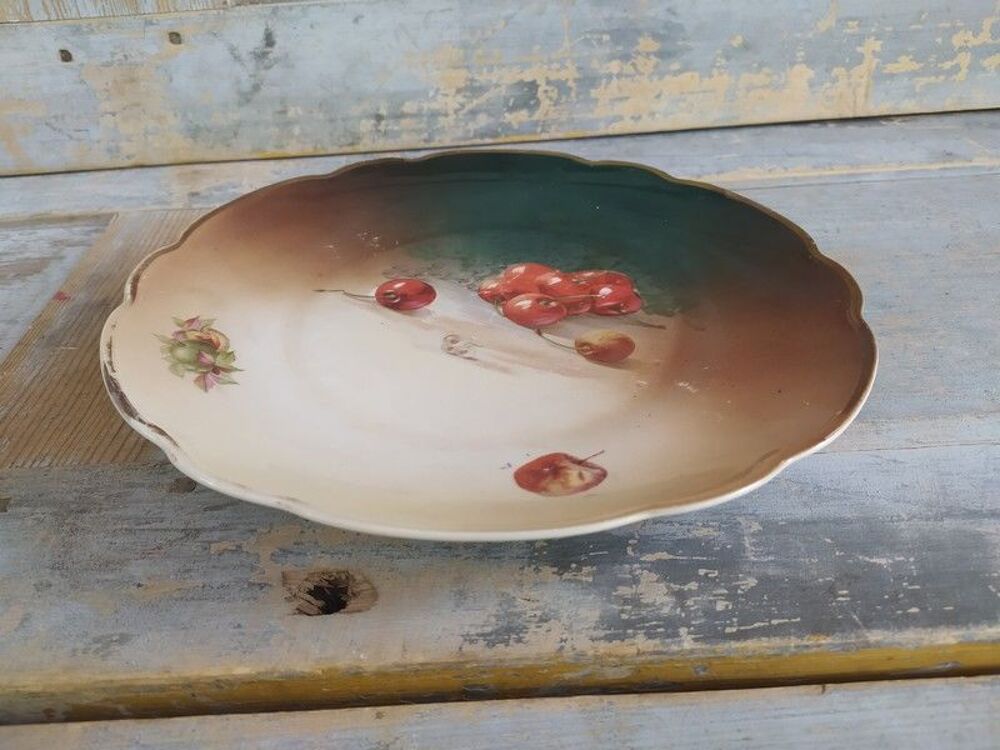 Assiette Porcelaine XIX&egrave;me Moritz Zdekauer Austria Cerises 