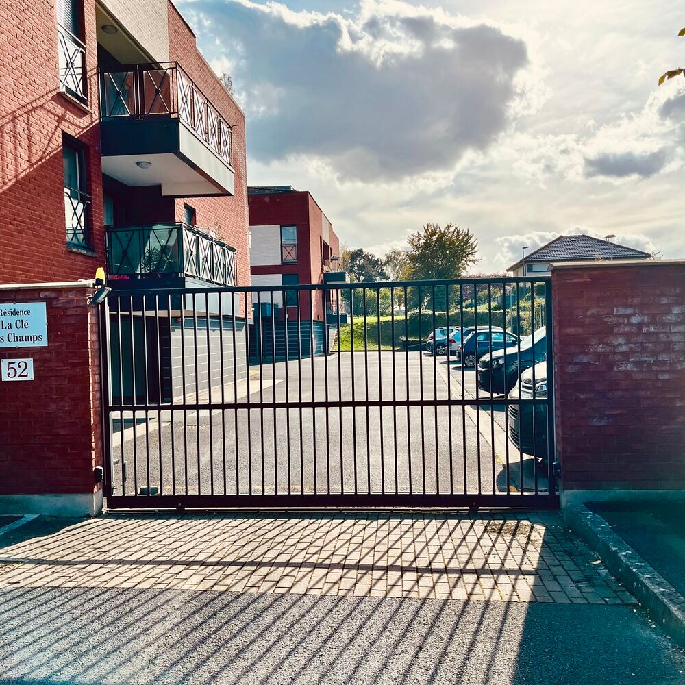 Vente Parking/Garage Garage 20m2 fermé sécurisé ? Saint-Saulve Saint-saulve