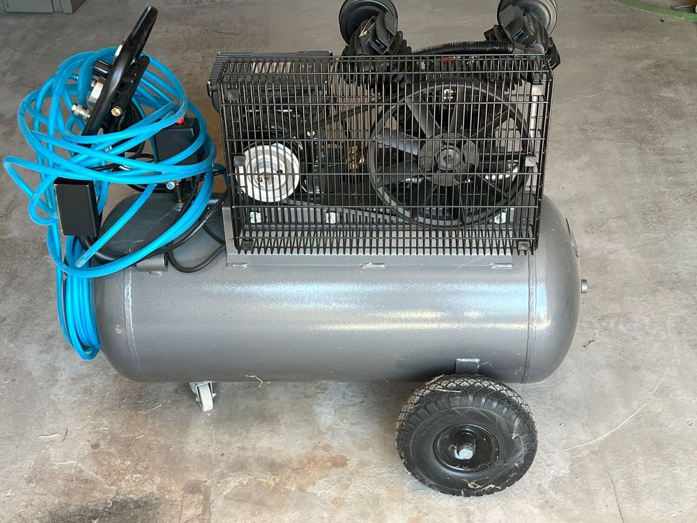 Compresseur &agrave; courroie cuve de 100l Bricolage