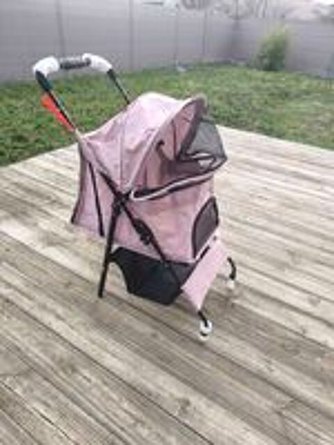   Poussette pour chien et chat rose  