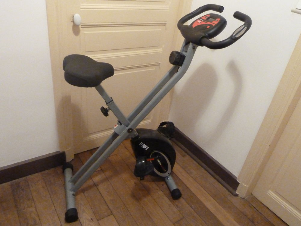 VELO PLIANT D'APPARTEMENT NEUF V�los
