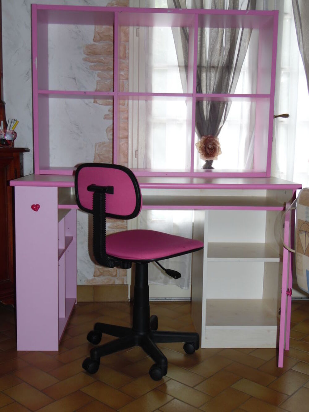 Bureau
Meubles