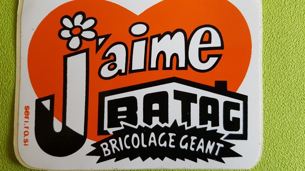 AUTOCOLLANT J'AIME BATAG 