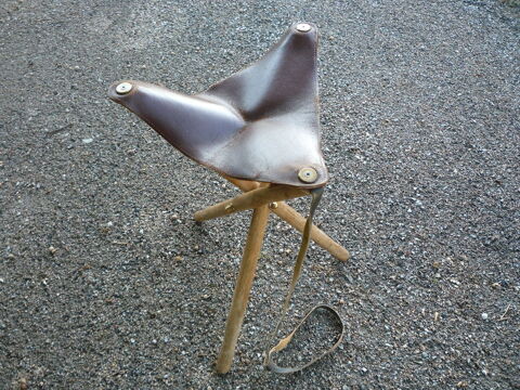 Si�ge pliable dessus cuir/p�che/chasse
pli� 75cm 35 Castres (81)