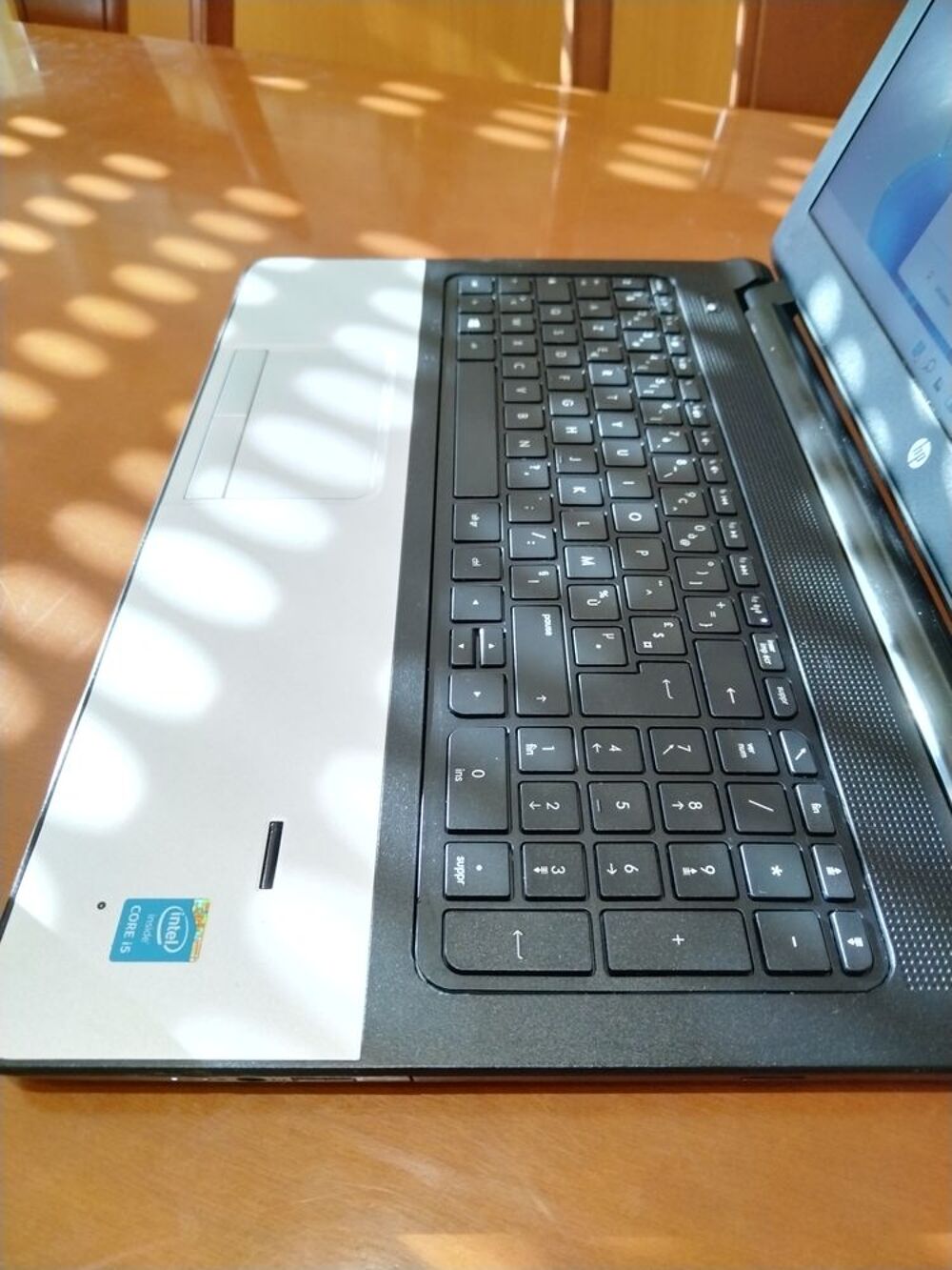 PC PORTABLE HP 350 G1 INTEL i5 16Go SSD 256Go Matériel informatique
