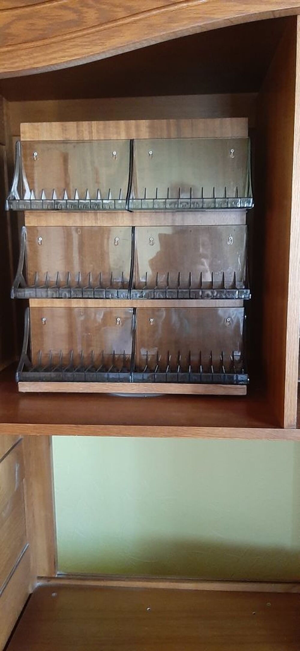 ARMOIRE VIDEO Meubles
