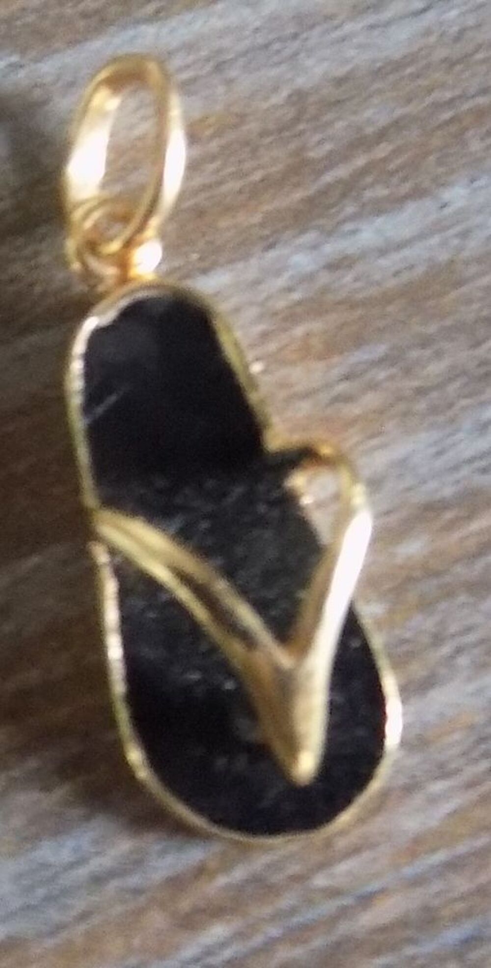 Tong pendentif Bijoux et montres