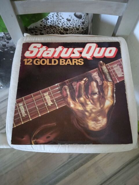 Vinyle Status Quo
12 Gold Bars
1980
Excellent etat 10 Talange (57)