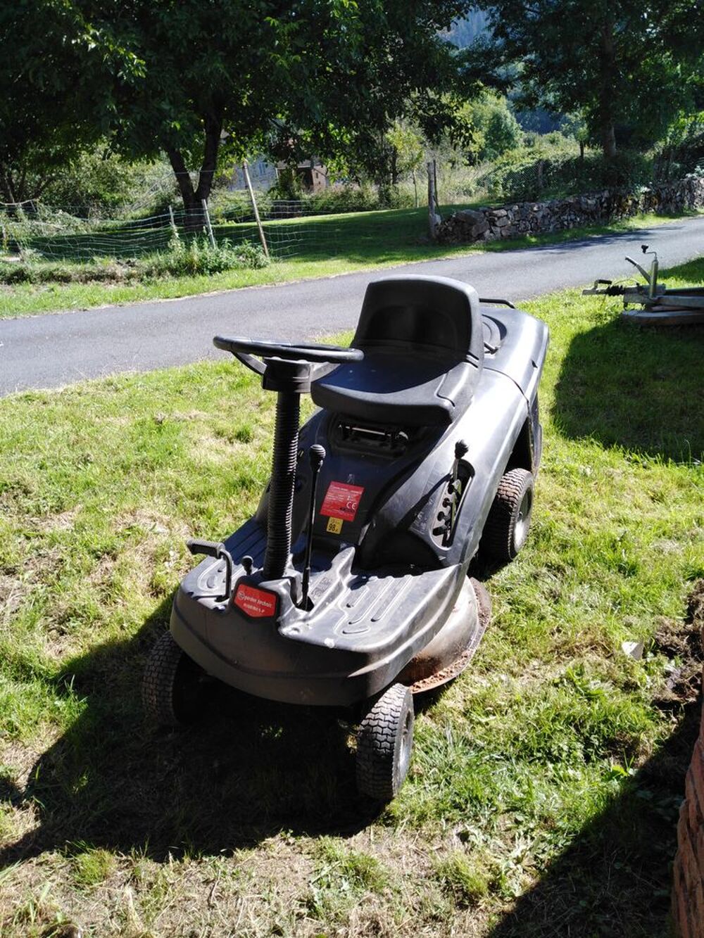 Tondeuse autoport&eacute;e Bricolage