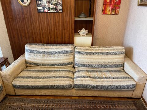 2 canaps assortis en tissu 400 Marseille 8 (13)