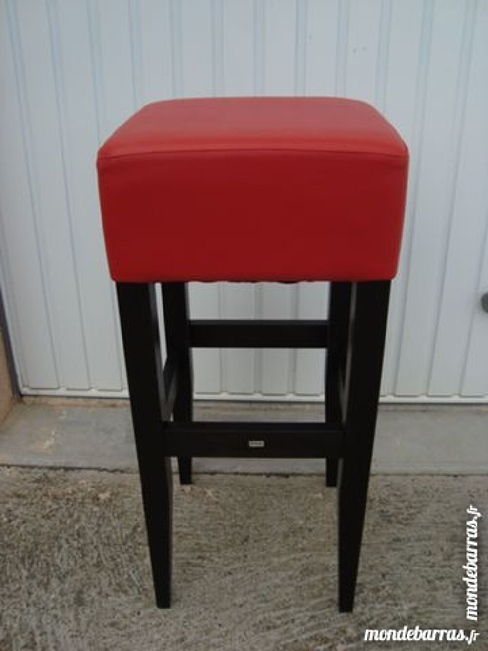 Tabouret neuf Meubles