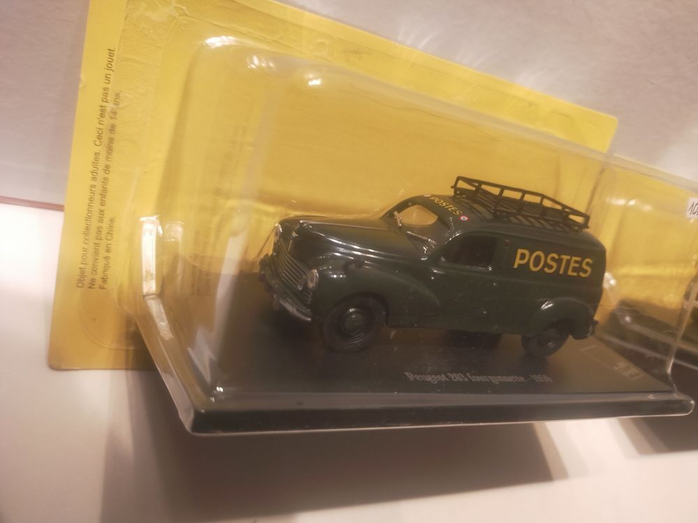 203 et juvaquatre mus&eacute;e de la poste 1/43e
