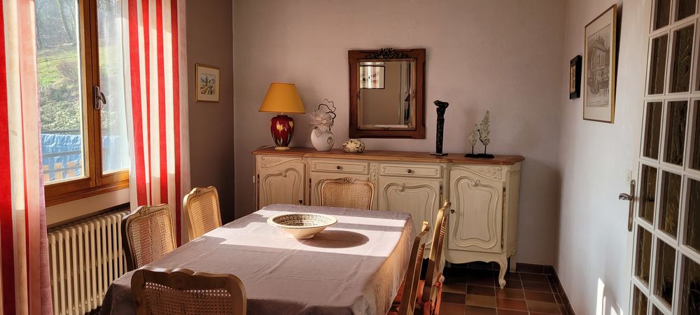 Location Appartement T4: Vue/Parking/Balcon/Terrasse couverte/Cave/Espace vert Saint-laurent-du-pont