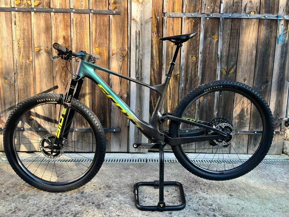 Vtt Scott spark RC World cup Vélos