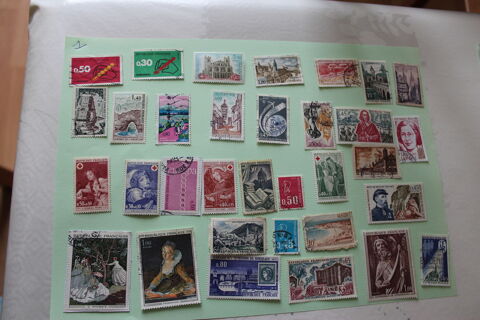 6 pages de timbres de collections 10e la pages 0 Tournoisis (45)
