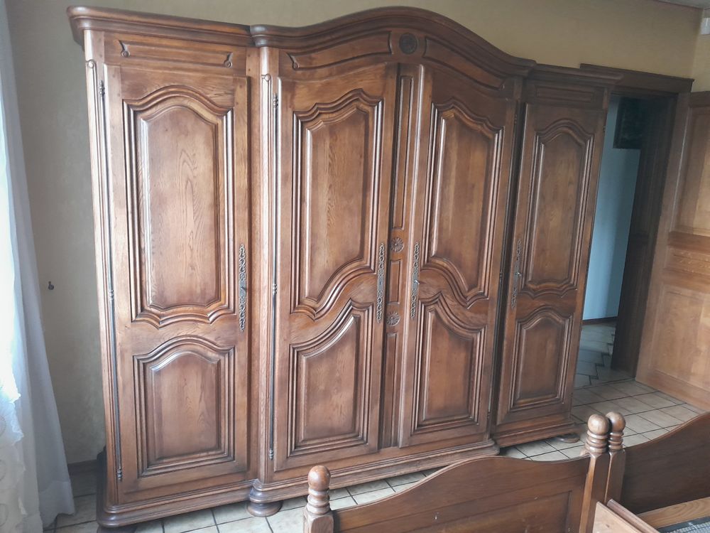 Chambre a coucher compl&egrave;te en ch&ecirc;ne massif Meubles