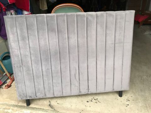 T�te de lit velours synth�tique 35 Pont-d'Ouilly (14)