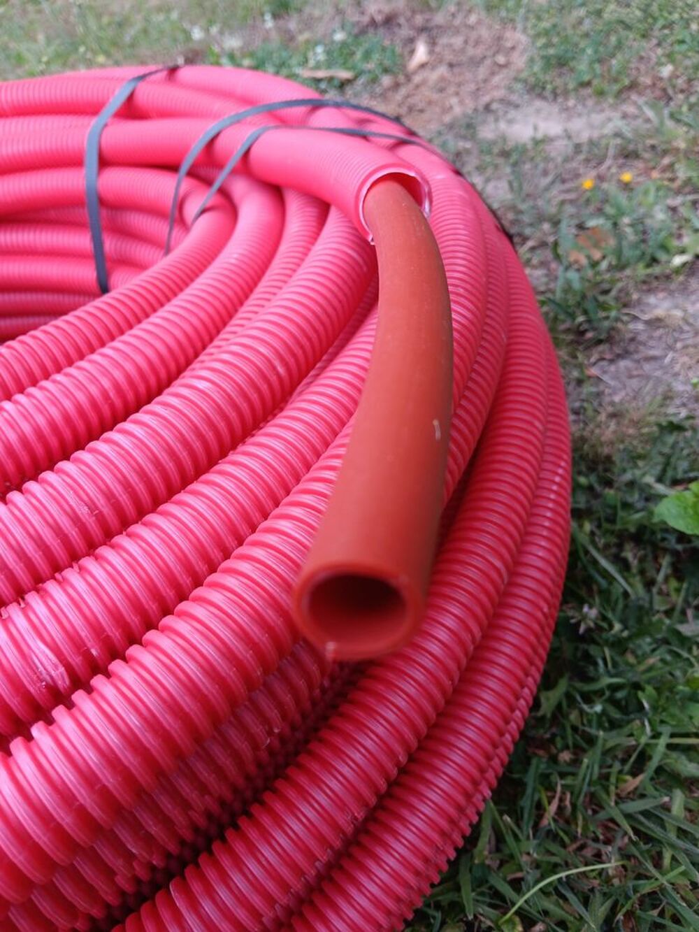 PER rouge 16mmx1,5mm 50 m&egrave;tres Bricolage