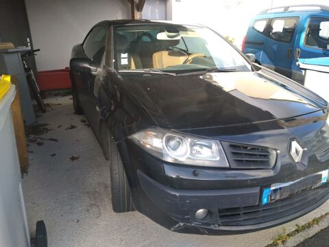 Renault M&eacute;gane II CC 2.0 16V Luxe Privil&egrave;ge A 2007 occasion Les Sorini&egrave;res 44840