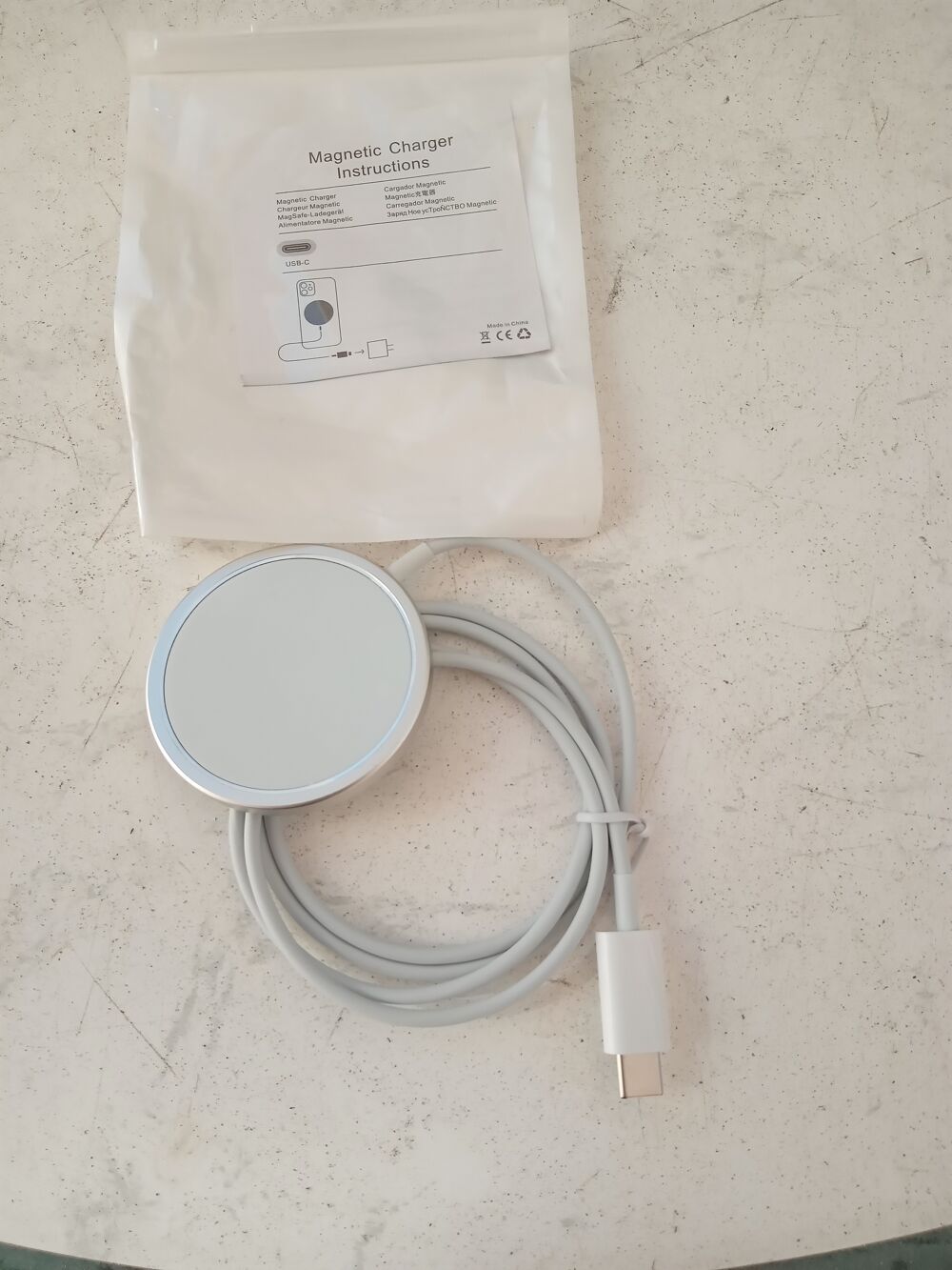chargeur smartphone magn&eacute;tique Téléphones et tablettes