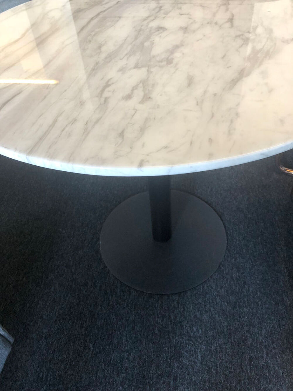 Table ronde en marbre Meubles