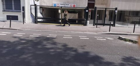 Parking / Garage  louer 9 m