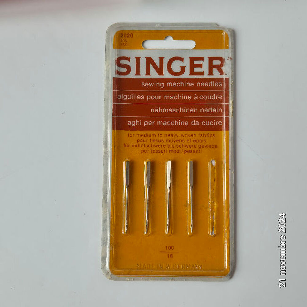 Notice de la machine &agrave; coudre 287N Singer et 4 aiguilles neu Bricolage