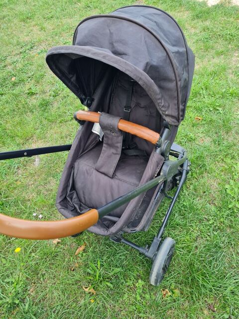 Poussette bon etat Camon (80)