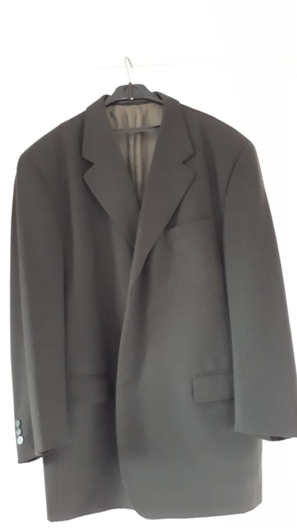 Blazer homme en tr&egrave;s bon &eacute;tat, marque Ted Lapidus. Vêtements