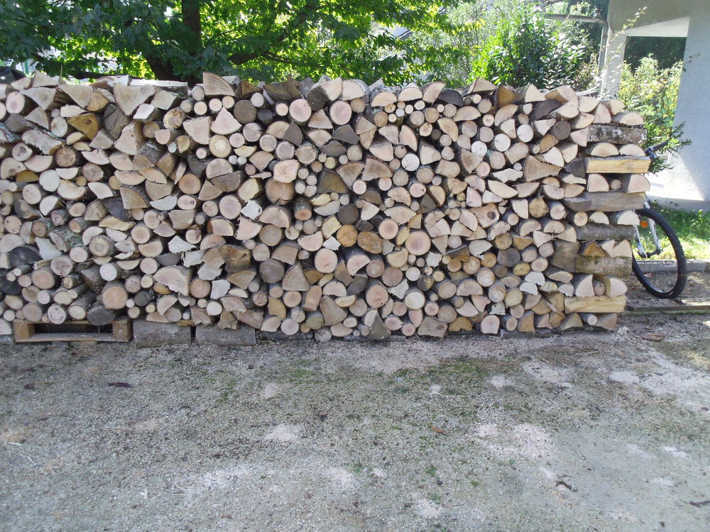 Bois de chauffage en 33 et 50 cm Jardin