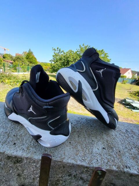 Air Jordan 130 € cédé 40 € facture dans les photos 40 Torcy (71)