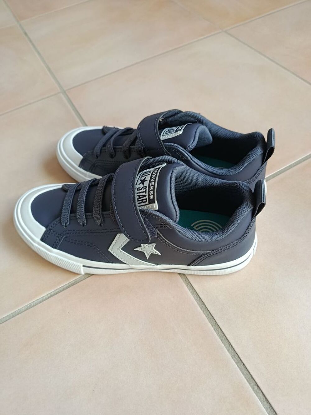 Chaussures Converse enfant neuves sans &eacute;tiquette Chaussures enfants