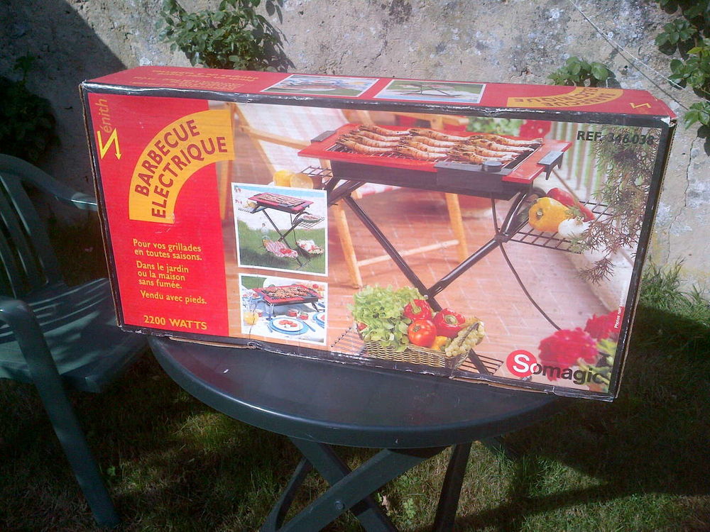 BARBECUE ELECTRIQUE NEUF Electroménager