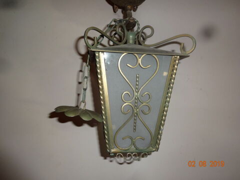 Lampe en fer forgé 40 Sciez (74)