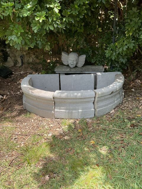 Fontaine en pierre 1000 Le Gosier (97)
